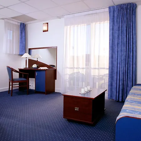 Appart'city Classic Apartahotel Antibes