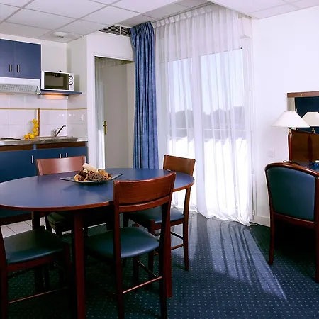 Appart'city 3* Antibes