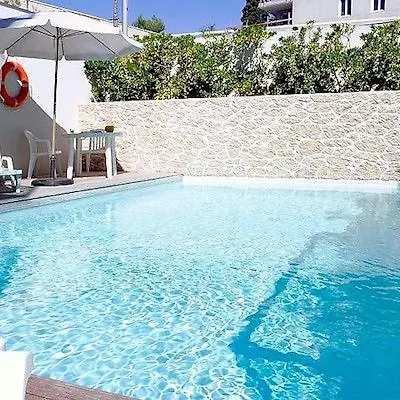 Appart'city Aparthotel 3*