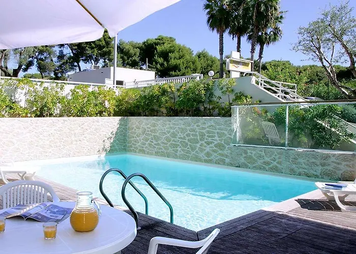 Appart'city Apartahotel Antibes